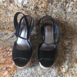 Guess Block High Heel Black Patent Leather Cork Platform Sandal Size 10